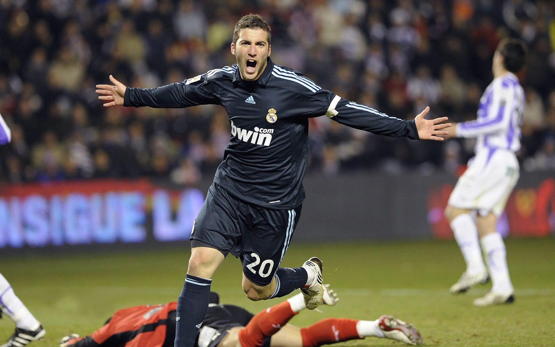 开云体育中国-太极虎的战术革命，韩国球队如何在欧冠舞台用智慧压制国际米兰