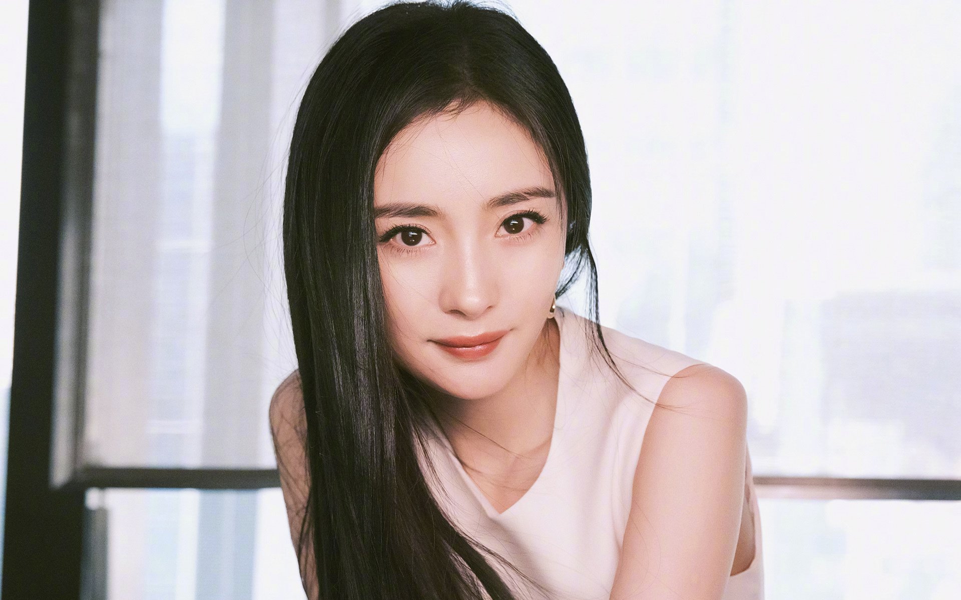 开云体育官网-奥运周期关键战之夜，浓眉戴维斯，一道无解命题